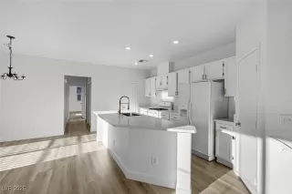 Photo #6: 2718272 Listing 