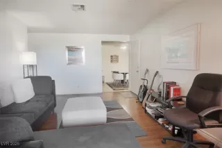 Photo #1: 2718273 Listing