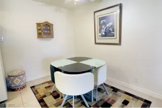 Photo #2: 2718273 Listing