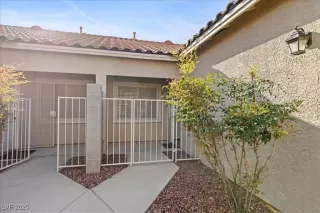 Photo #2: 2718277 Listing