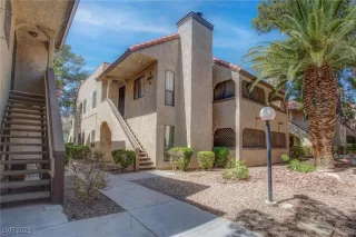 Photo #1: 2718297 Listing