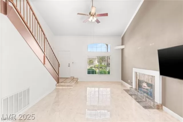 MLS: 2718314 Condo For Sale