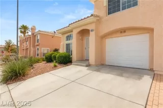 Photo #5: 2718314 Listing 