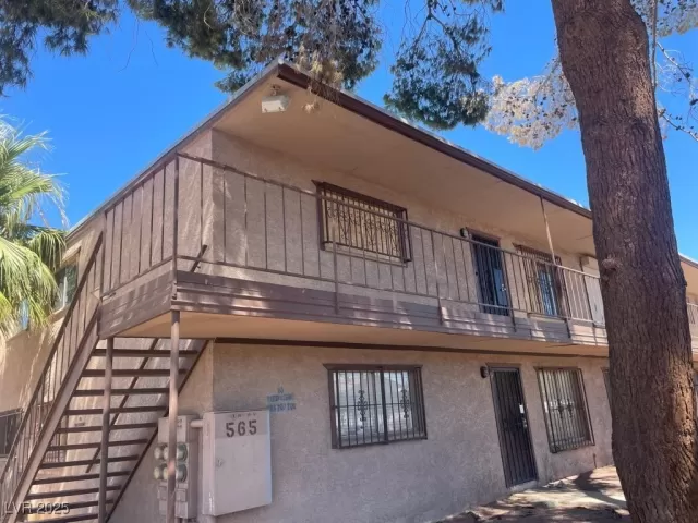 MLS: 2718315 Condo For Sale