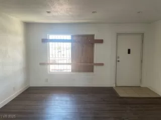 Photo #1: 2718315 Listing 