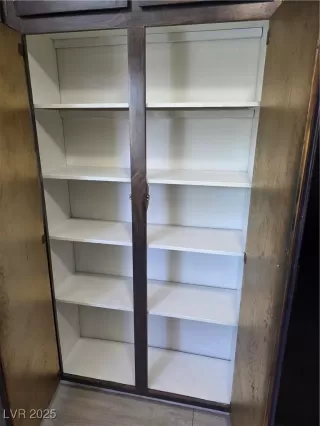 Photo #2: 2718317 Listing 