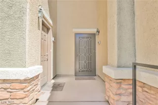 Photo #1: 2718344 Listing 