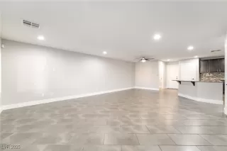 Photo #3: 2718347 Listing 