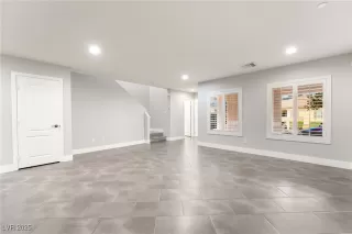 Photo #4: 2718347 Listing 