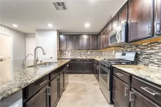 Photo #6: 2718347 Listing 