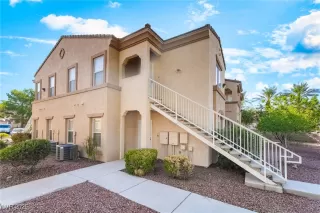 Photo #1: 2718374 Listing