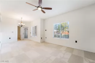 Photo #3: 2718374 Listing