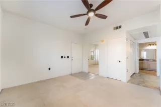 Photo #4: 2718374 Listing