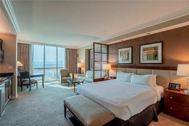 MLS: 2718379 Condo For Sale