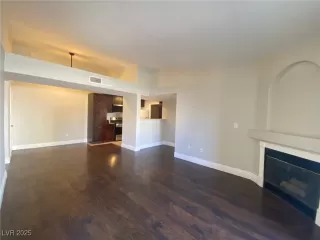 Photo #1: 2718388 Listing