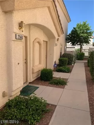 Photo #2: 2718438 Listing 