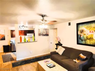 Photo #1: 2718470 Listing