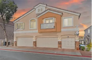 Photo #1: 2718477 Listing 