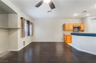 Photo #5: 2718477 Listing 