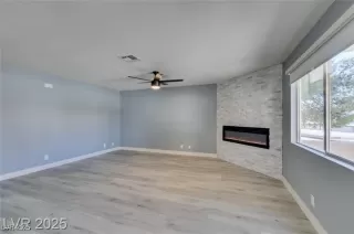 Photo #3: 2718478 Listing 