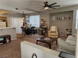 Photo #4: 2718495 Listing