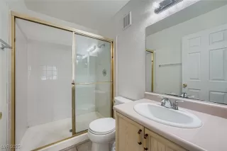 Photo #6: 2718509 Listing 