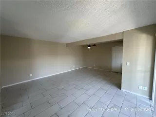 Photo #2: 2718518 Listing 