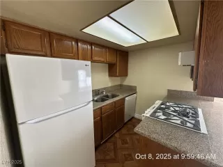 Photo #4: 2718520 Listing 