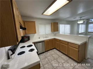 Photo #6: 2718523 Listing 