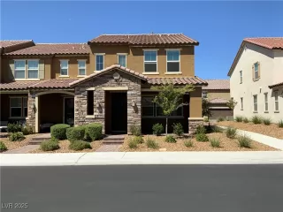 Photo #1: 2718527 Listing 
