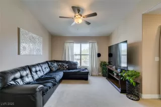 Photo #5: 2718528 Listing 