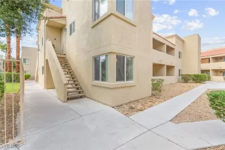 Photo #4: 2718589 Listing 