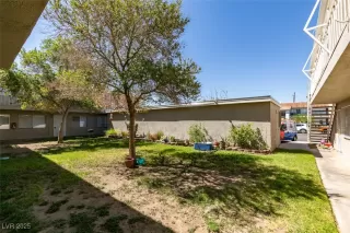 Photo #2: 2718592 Listing 