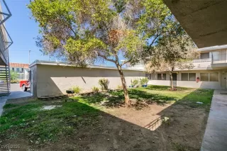 Photo #3: 2718592 Listing 