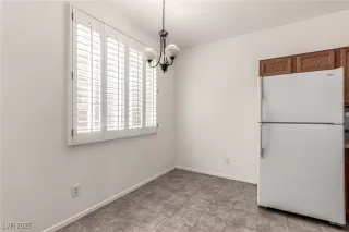 Photo #6: 2718606 Listing