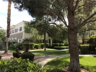 Photo #1: 2718619 Listing 