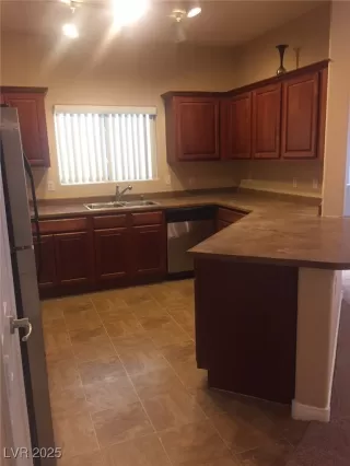 Photo #4: 2718619 Listing 