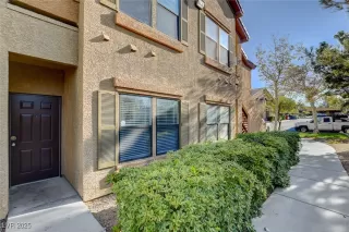 Photo #3: 2718636 Listing 