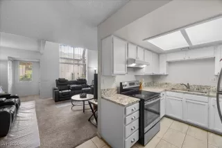 Photo #6: 2718656 Listing 