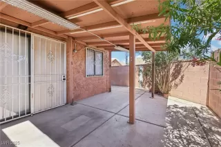 Photo #3: 2718679 Listing 