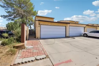 Photo #5: 2718679 Listing 