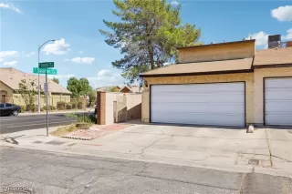 Photo #6: 2718679 Listing 