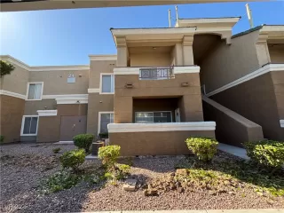 Photo #2: 2718698 Listing 