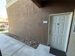 Photo #3: 2718698 Listing 