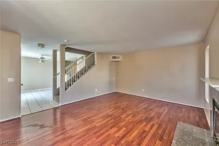 Photo #2: 2718735 Listing 