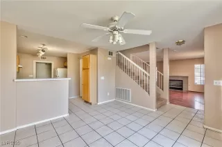 Photo #3: 2718735 Listing 