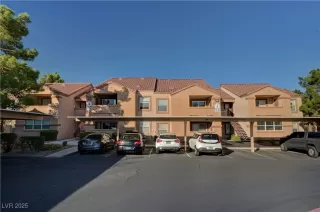 Photo #2: 2718737 Listing 