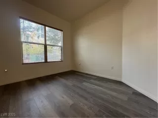 Photo #5: 2718769 Listing 