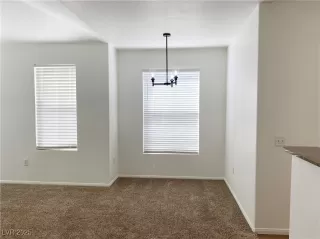 Photo #4: 2718780 Listing