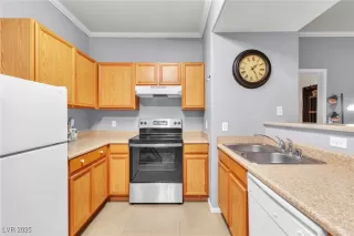 Photo #5: 2718792 Listing 